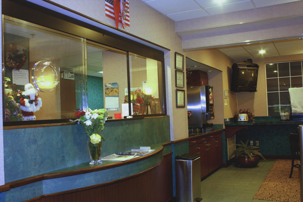 Garden City Inn Екстериор снимка